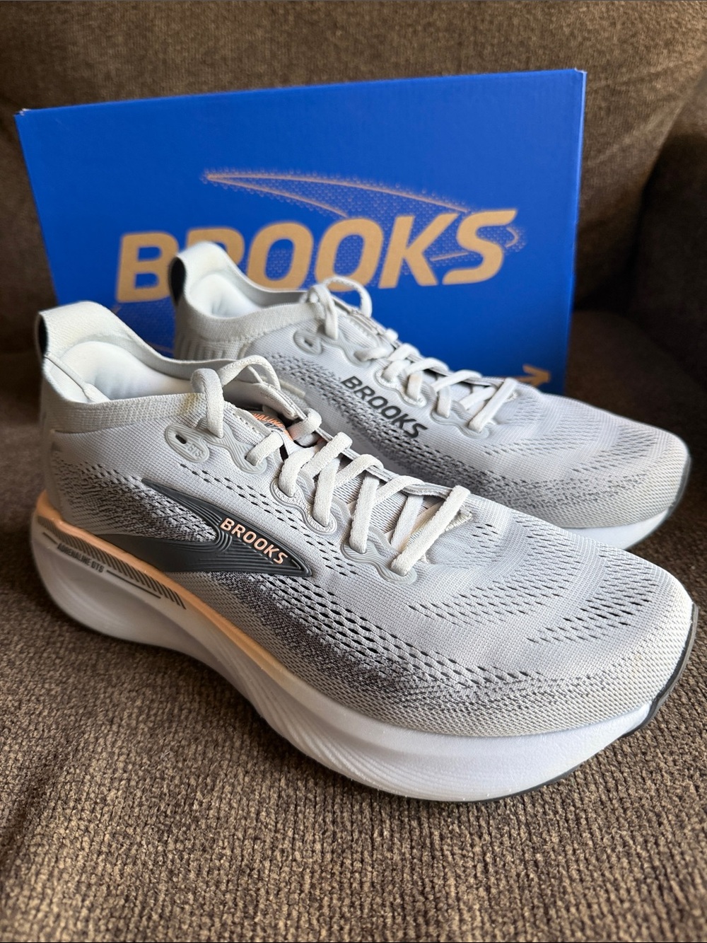 Brooks Adrenaline GTS 25 ( Wide )